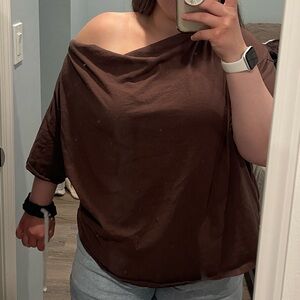 NEVER WORN Nuuds off the shoulder tee